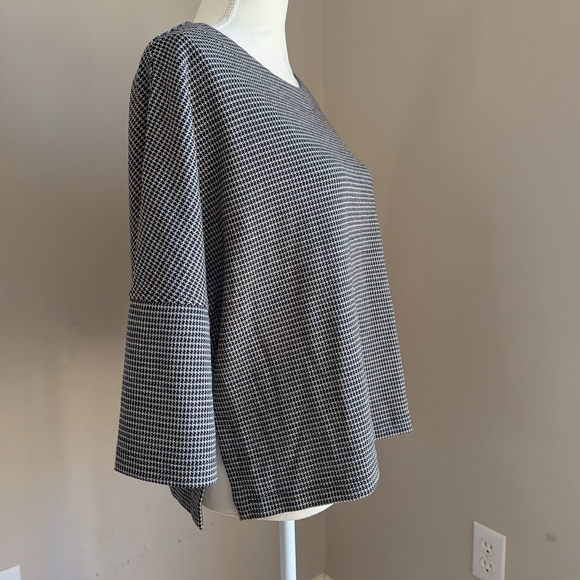Max Studio Tops - Max Studio Gray and Cream Boxy Blouse